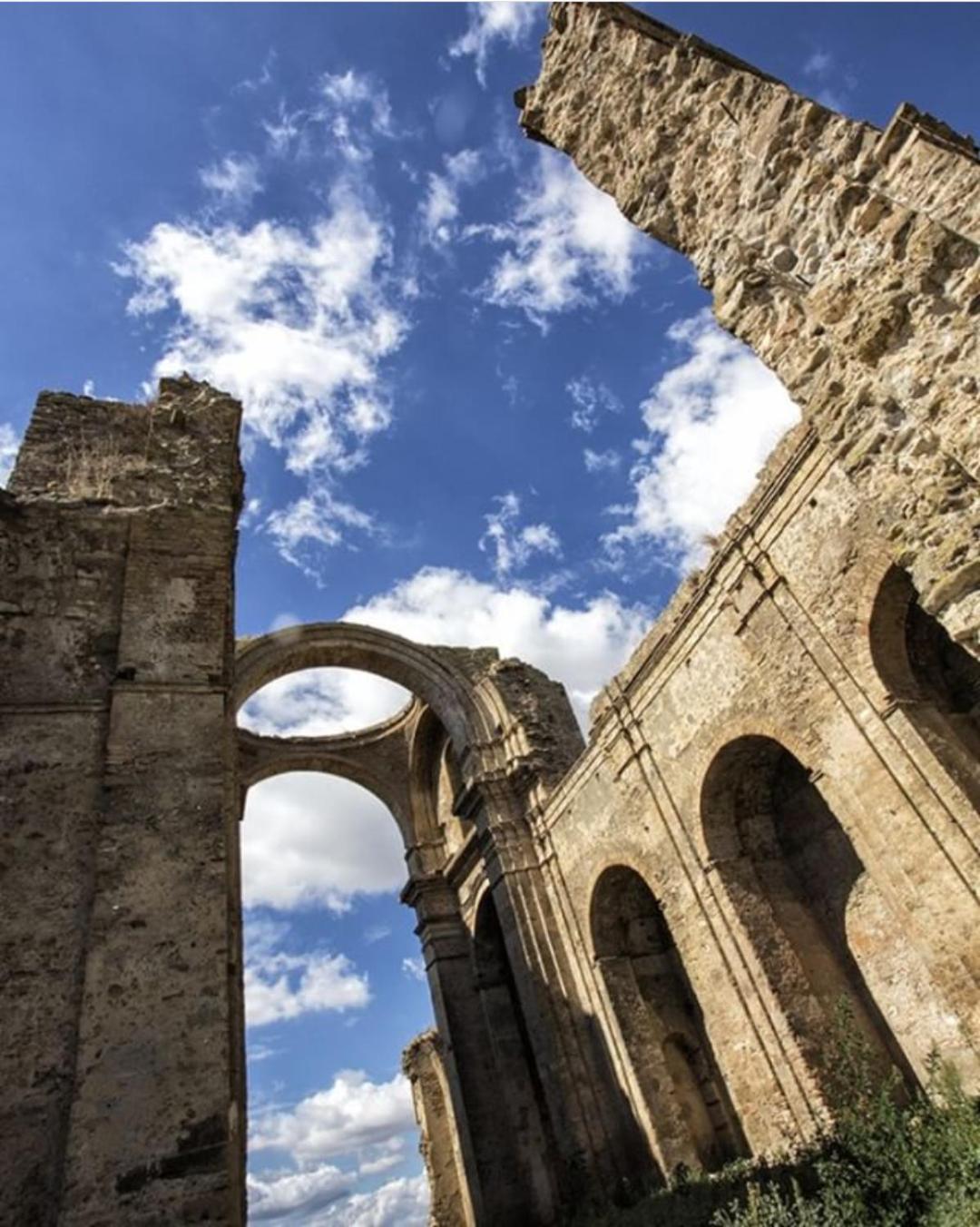 Vacanza Alla Chiesa Diruta Grottole Exteriör bild